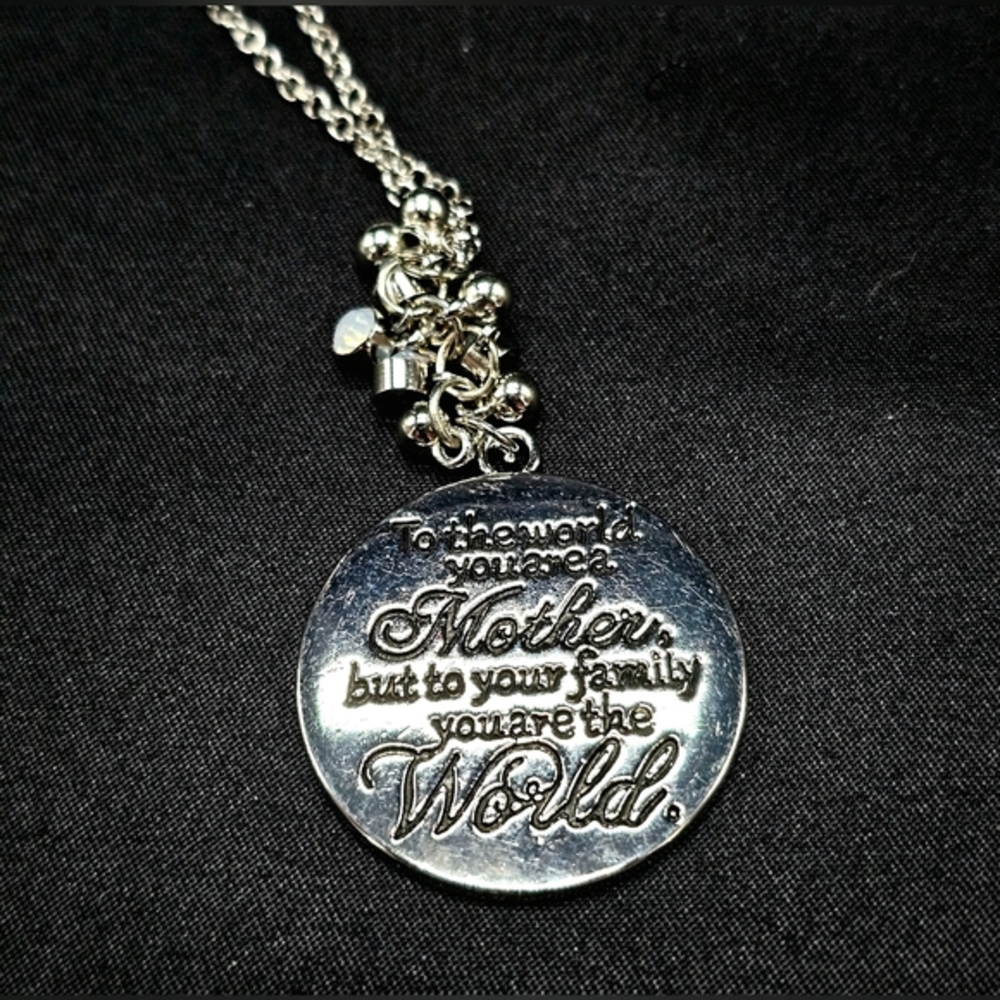 🤍🌹'Maternal Blessing White Silver Necklace Matching Earrings Paparazzi🌹🤍
